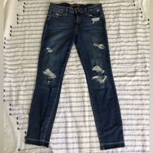 Joe’s Jeans “The Cigarette” straight ankle distressed denim size 29